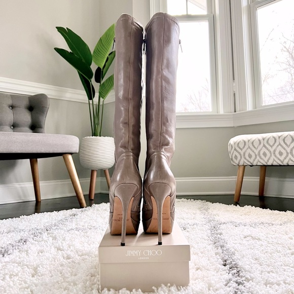 JIMMY CHOO Haze 120 Knee High Semi Pointed Toe Boots in Taupe Grey Leather 37 💕 - Picture 4 of 6